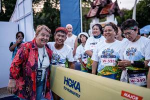 BIB: 523, 349
                            <button type="button" onclick="openModal(22790285)" class="btn btn-primary btn-sm float-right btn-popup" data-toggle="modal" data-target=".modal-high-quality">
                        <i class="fas fa-shopping-cart"></i> Add to Cart
                    </button>
                                            <button type="button" onclick="isThisMe(22790285, true)" class="btn btn-success btn-sm float-right btn-popup btn-isme hidden" data-toggle="tooltip" data-placement="bottom" title="นี่คือรูปของคุณใช่ไหม คลิกที่นี่เพื่อเอาเข้าอัลบั้ม">
                        <i class="fas fa-plus"></i> Add to album
                    </button>
                    <button type="button" onclick="isThisMe(22790285, false)" class="btn btn-warning btn-sm float-right btn-popup btn-isnotme hidden">
                        <i class="fas fa-ban"></i> Remove from album
                    </button>